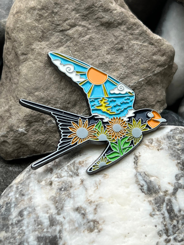 Flying Bird Nature Scene enamelled pin