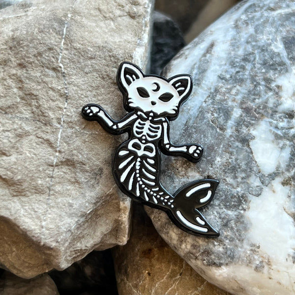 Cat Mermaid Skeleton enamelled pin