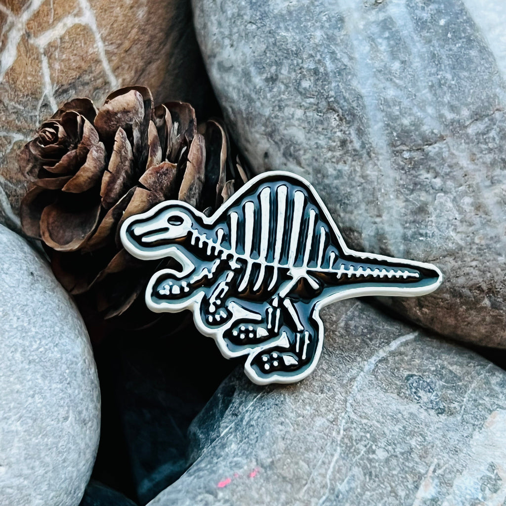 Dinosaur Skeleton enamelled pin Stegosaurus